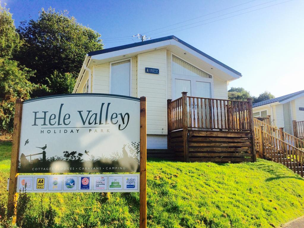 Hele Valley Holiday Park Ilfracombe Bilik gambar